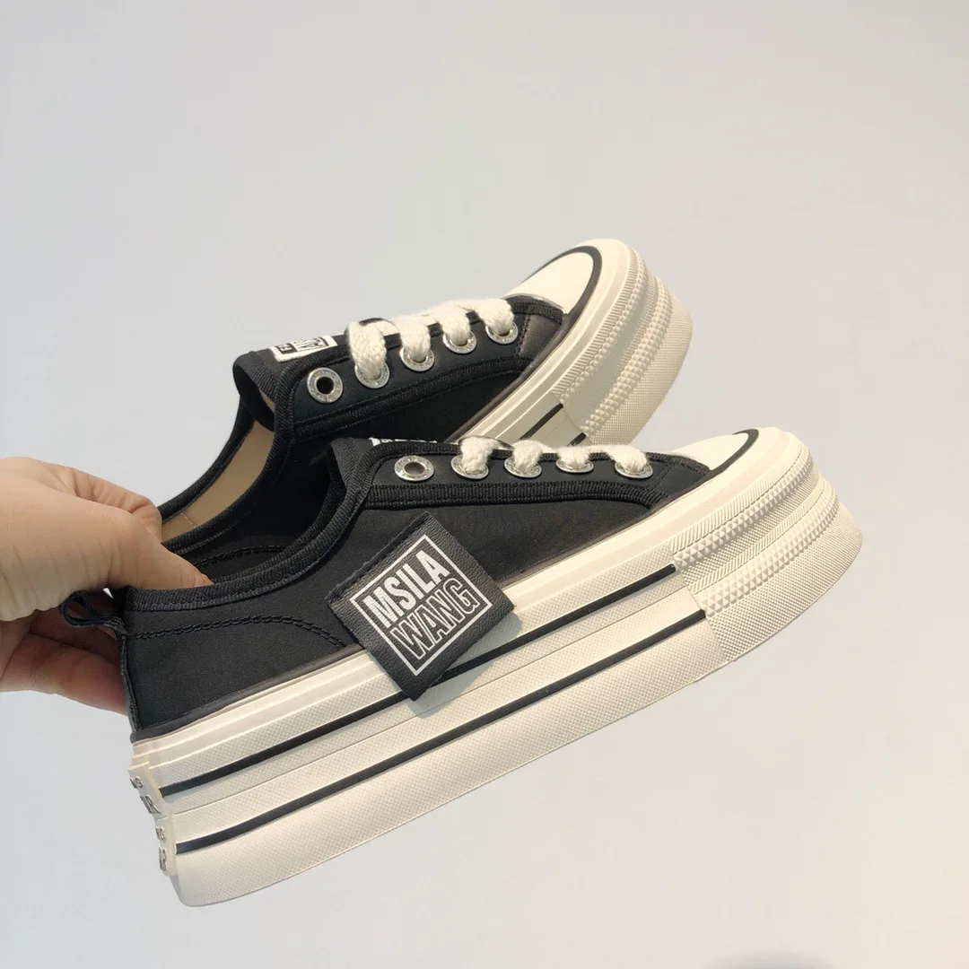 Withered Fashion Blogger High Street Retro Thick Bottom Increased Flat Casual Sneakers Women Contrast Color Canvas Shoes