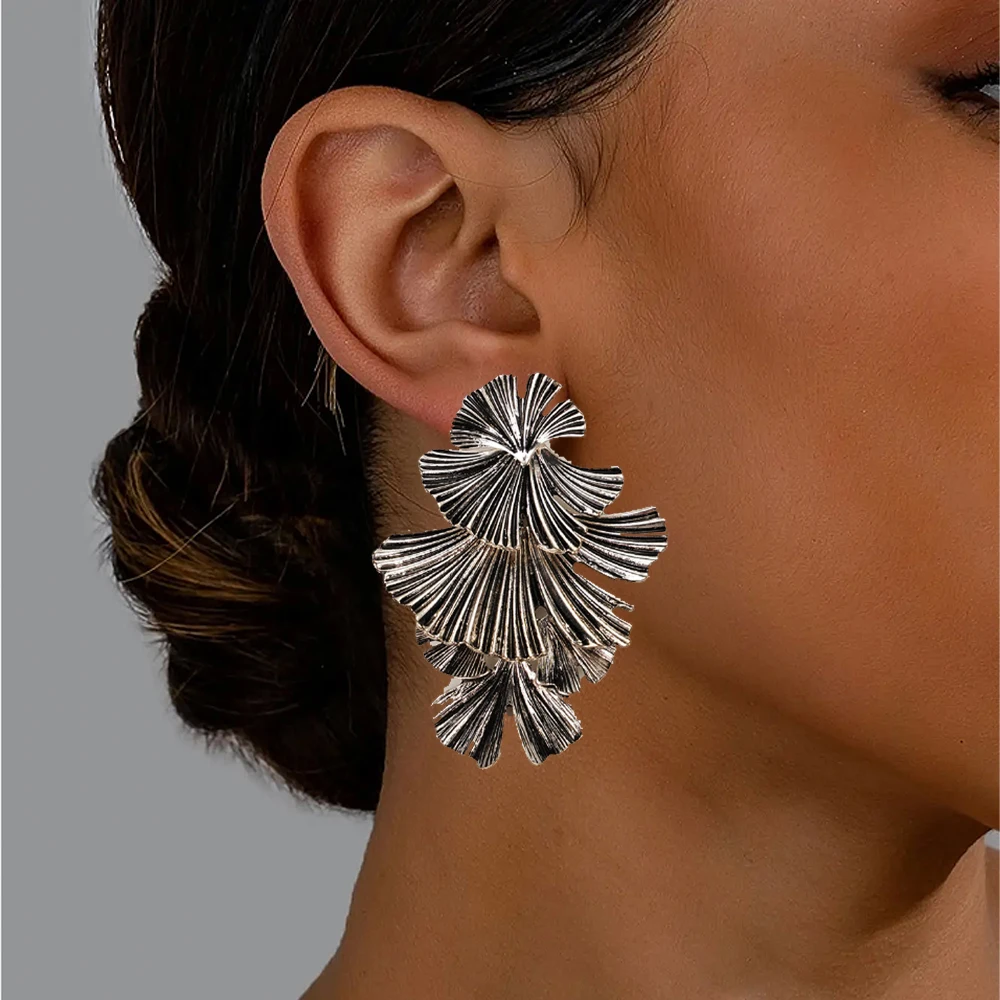 

New Design Retro Earrings Antique Rhodium Color Flower Ginkgo Leaf Studs Around A Circle Drop Earrings for Vintage Women Jewrly