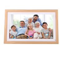 Touch screen Auto-Rotate 15.6 Inch Wi-Fi Cloud Wood Digital Photo Frame with 16GB 1080P IPS Share Photos and Videos via App