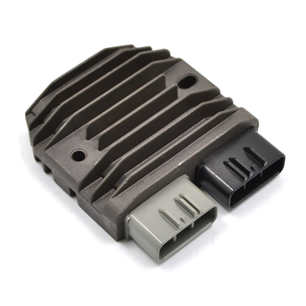 For Triumph Rocket III Classic Tour 2-Tone 2008 2009 Motorcycle regulator rectifier view 2