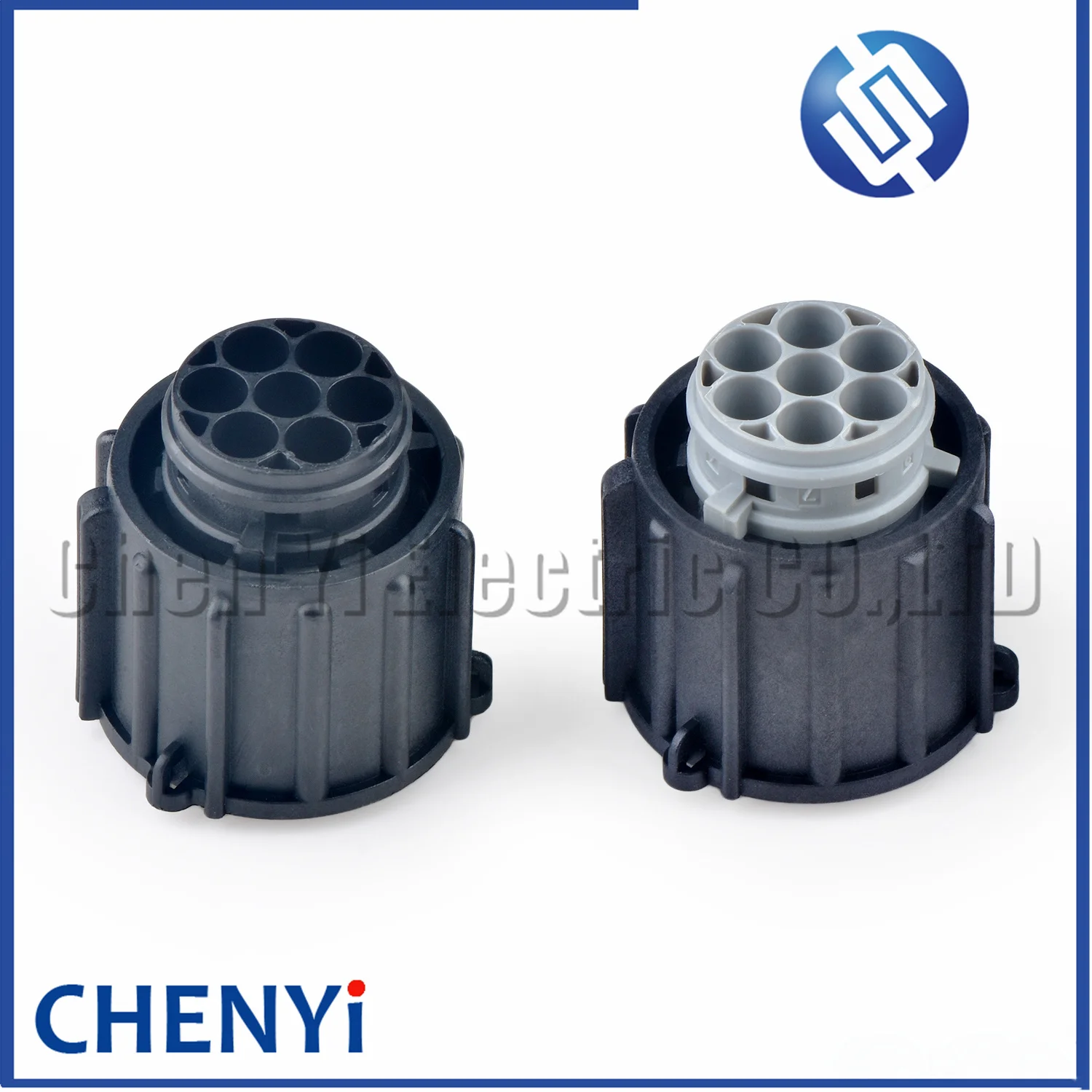 7 Pin circular Automotive waterproof connector truck Headlight wire harness Plug 18369.062.000 18369062000 For C7H G7S