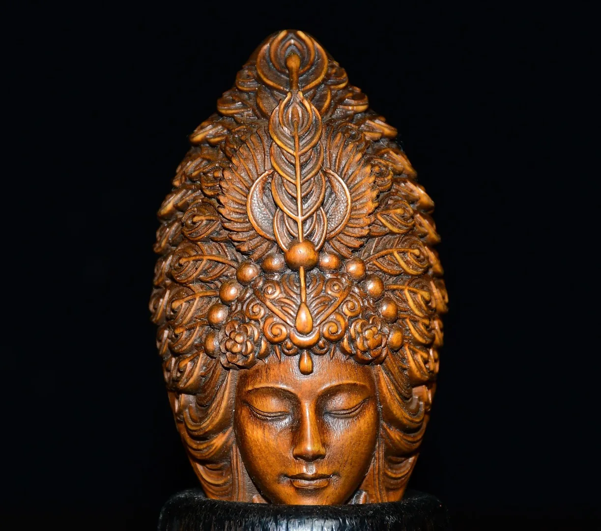 

3"Tibetan Temple Collection Old Boxwood Guanyin Bodhisattva Buddha Head Four arm Guanyin handle piece Amulet Worship Hall