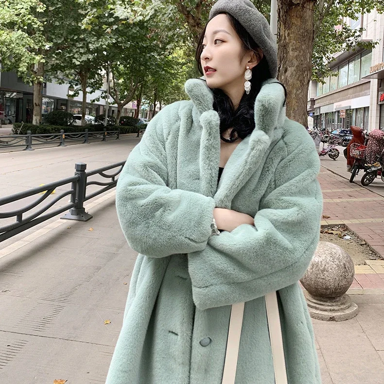 

2024 New Women Winter Warm Faux Fur Coat Thick Women Long Coat Stand Collar Women Warm Faux Lamb Wool Coat Casaco Feminino