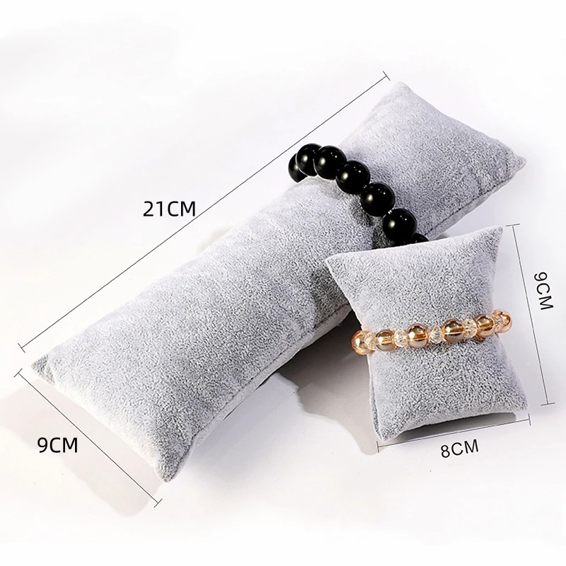 1Pc Black Velvet Bracelet Cushion Pillow Holder for Accessories Watches Bangles Jewelry Display Selling Small Business Retail