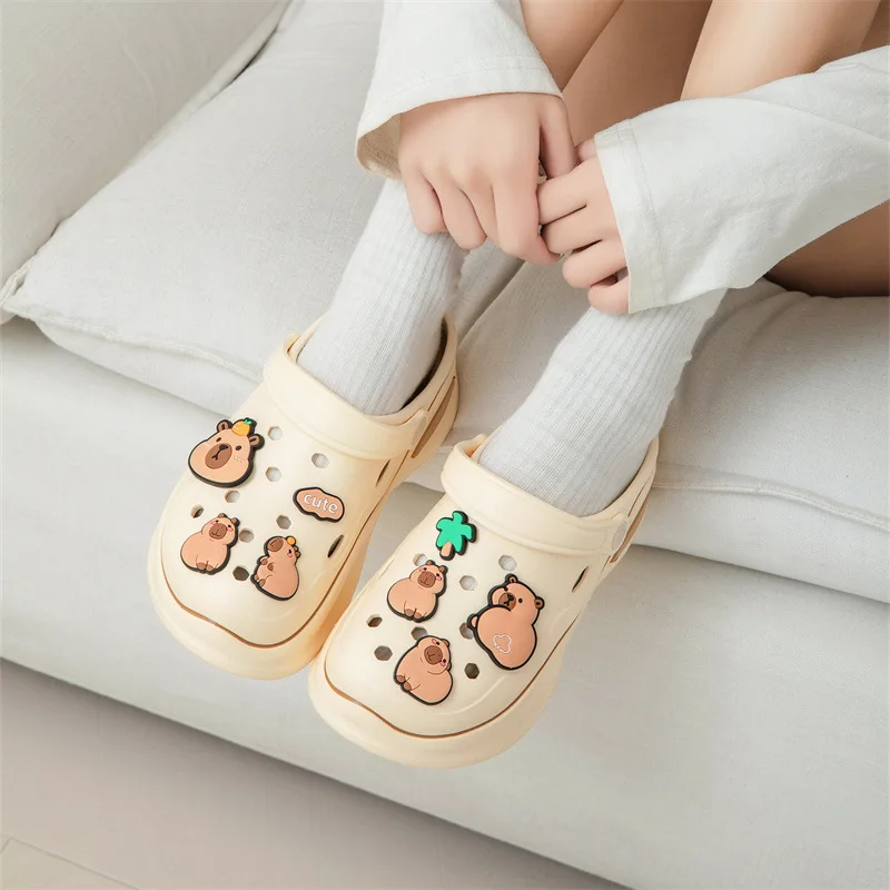 2026 New Cartoon Kapibara Cartoon Accessories Clogs Women's Slippers Summer Eva Slippers Wear Girls Beach Shoes 5cm Eva Sandals