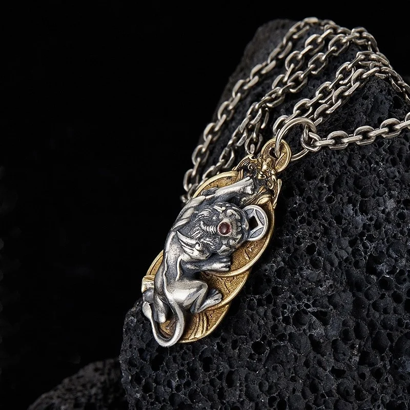 Eyhnic Style Wealth Beast Pixiu Penant Male Choker Accessories Vintage Relief Golden Coin Lucky Animal Necklace For Men Jewelry