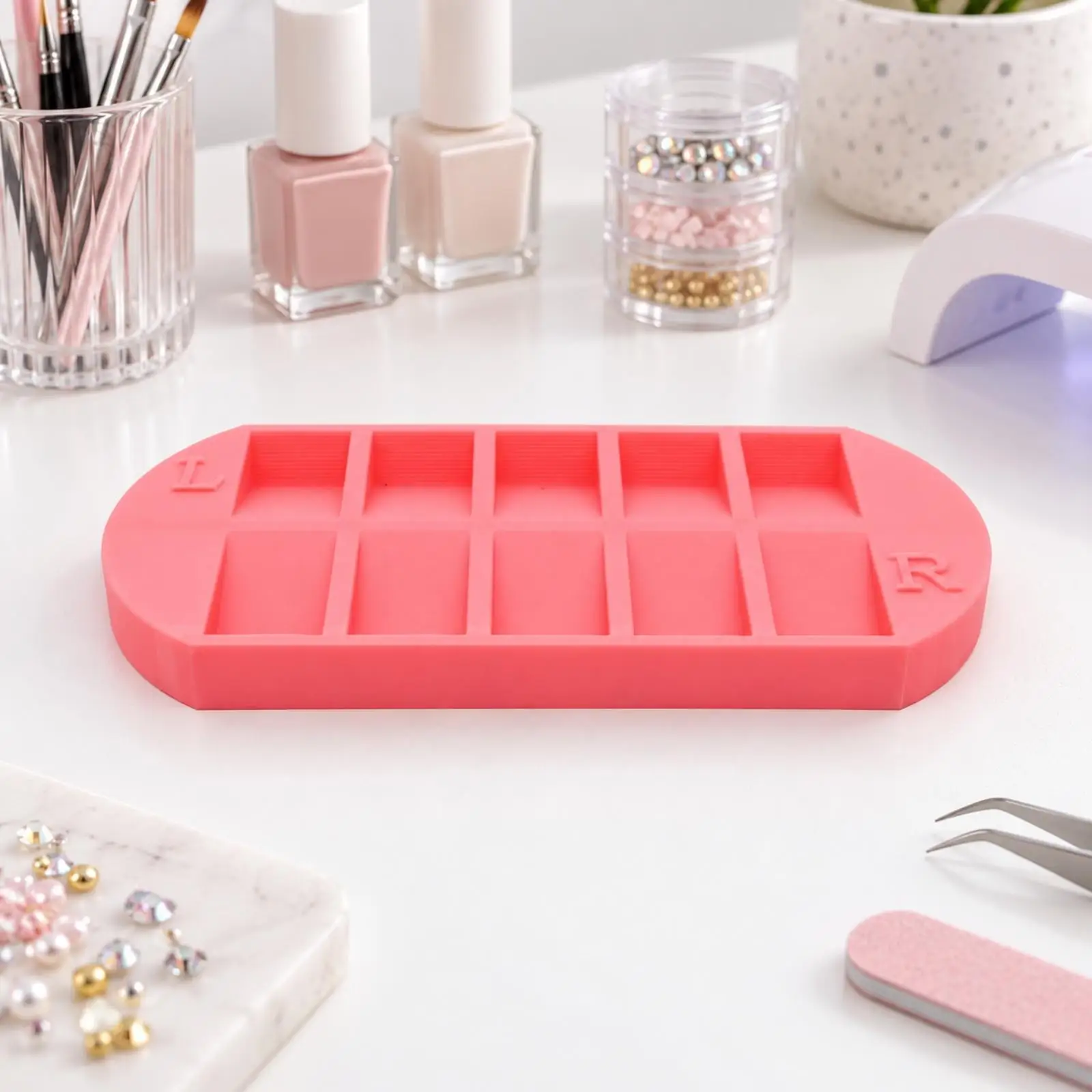Plastic Nail Sorting Tray for Manicure Design with Double Strip Compartments for Nail Art Supplies Organization