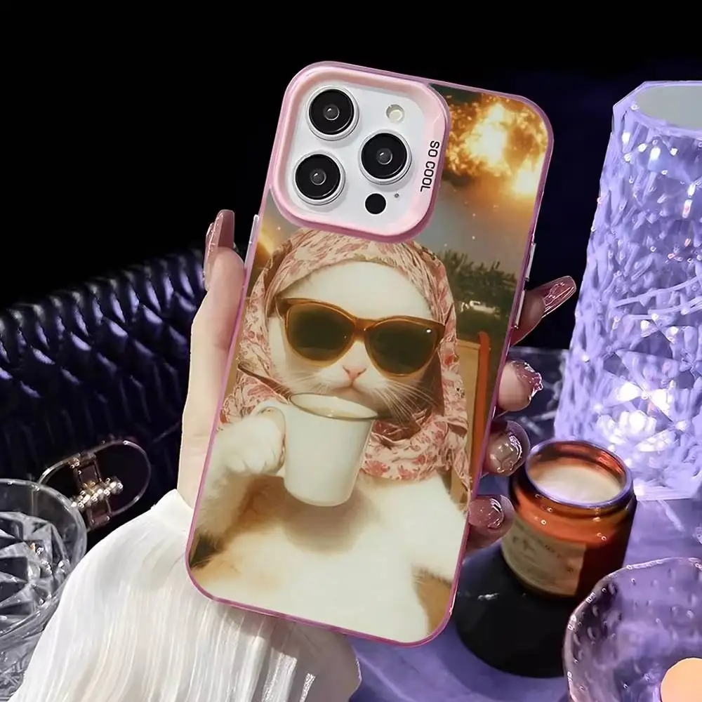 Etui na telefon Chill Cat Selfie do iPhone'a 16,15,14,13,12,11,Mini,Pro,MAX Różowe Matowe Odporne na Wstrząsy