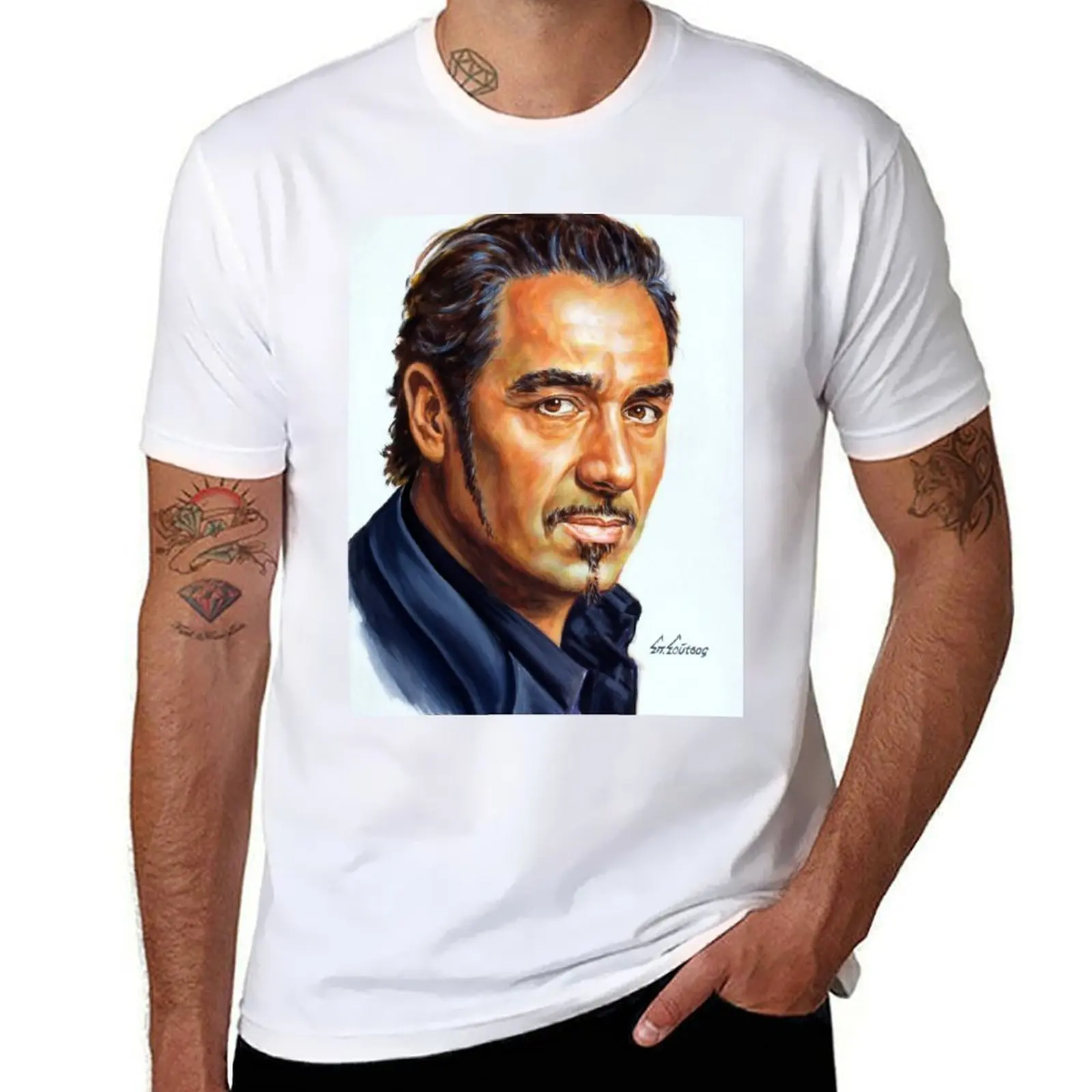 

Notis Sfakianakis - Ντι Σφακιανκη πορτρατο αφσα T-Shirt Daily Wear Plain Short Sleeve Shirt