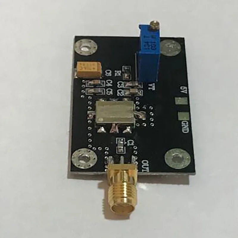 

5.8G 5.7-5.9GHz VCO Voltage Controlled Oscillator Frequency Adjustable Point Frequency Source WiFi Band