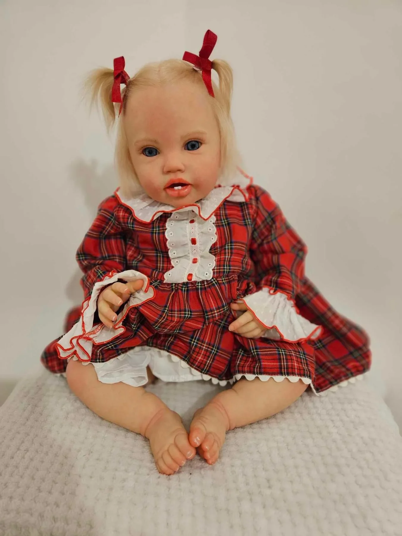 SINO-BB 24 pouces Lottie Awake in Soft grill Body Lifelike Reborn Toddler Hand FoxHair Cuddly Baby Girl Butter Baby