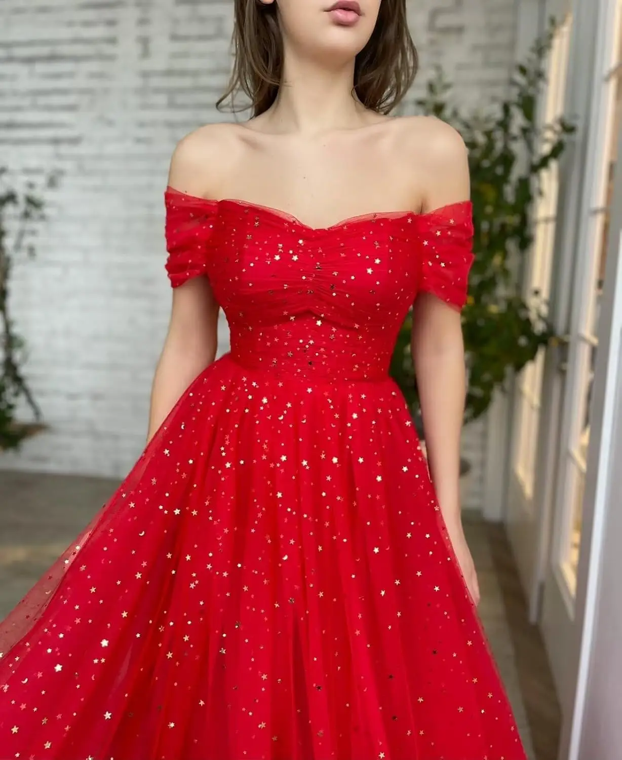 ชุดราตรีออกงานผู้หญิงปี 2025 แบบใหม่ สายเดี่ยว ผ้าชีฟองประดับหัวใจระยิบระยับ ไหล่เดี่ยว ยาว สง่างาม เหมาะสำหรับงานเลี้ยง งานกาล่าดินเนอร์