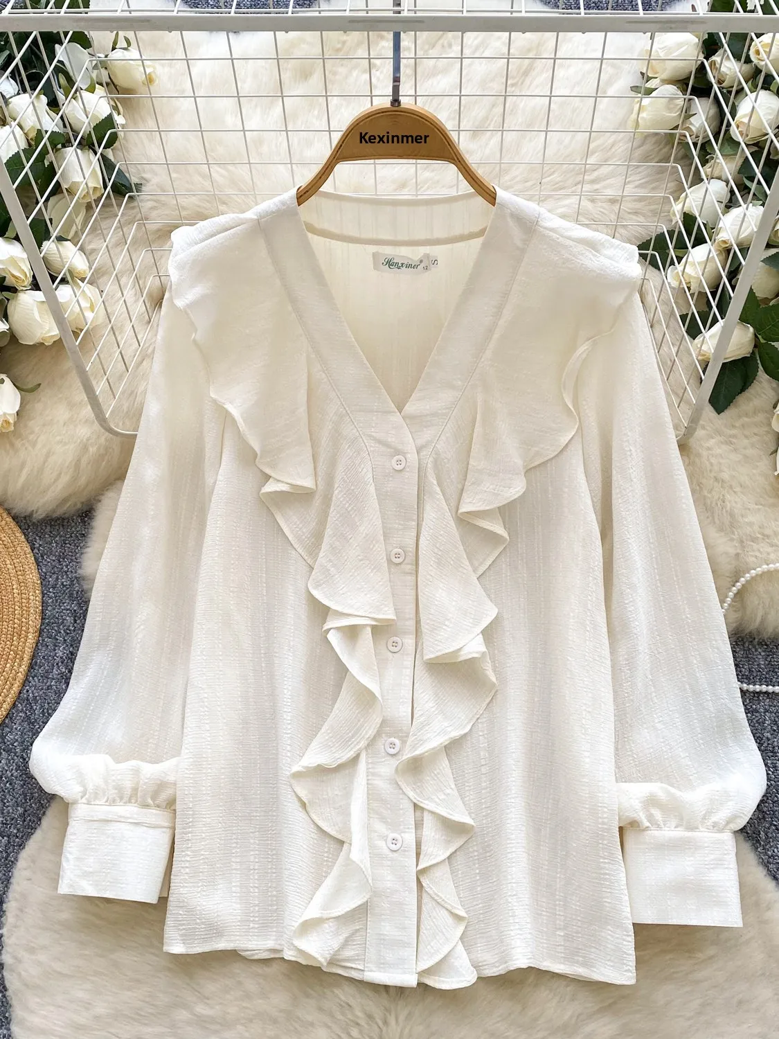 Retro V-Ne Long Sve Women's irt Loose Casual Sle Bell Sve Single Button Autumn Top Faionable Versatile Base Layer