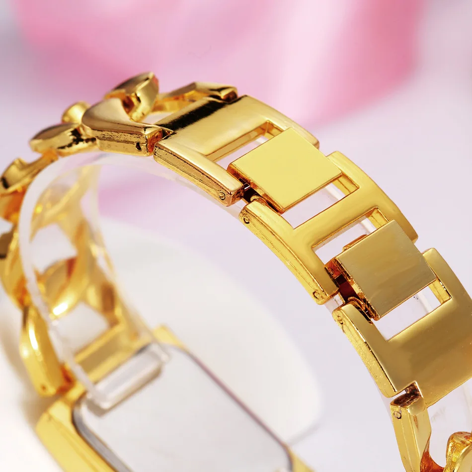 ins new ladies quartz trend bracelet fashion classic ladies alloy watch wholesale