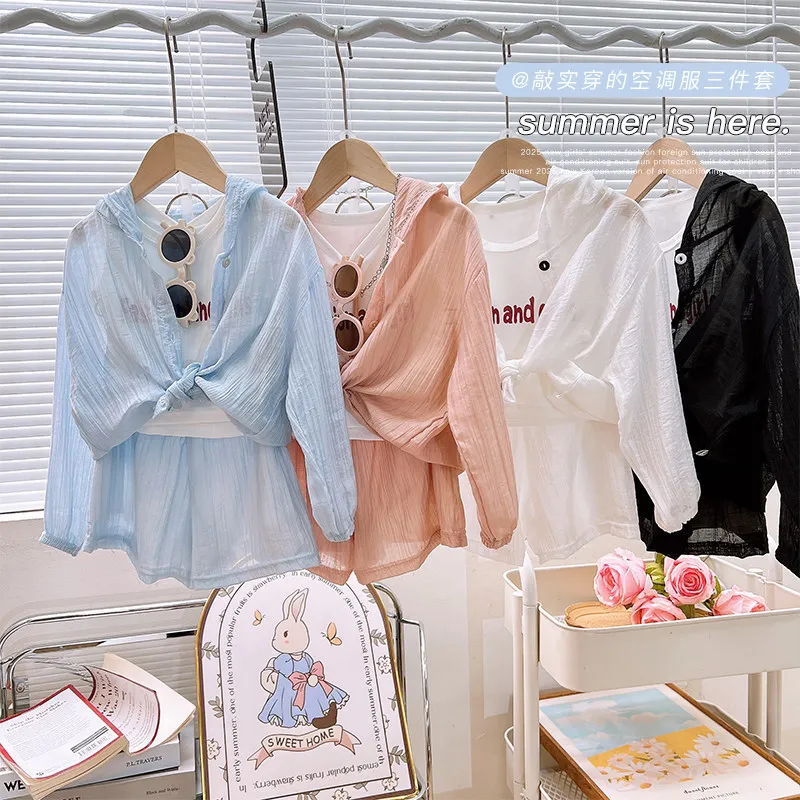 Three Piece Set 2026 Spring Summer Girls' New Sunscreen Clothes Hooded Shirt Coat Tank Top Shorts Suit