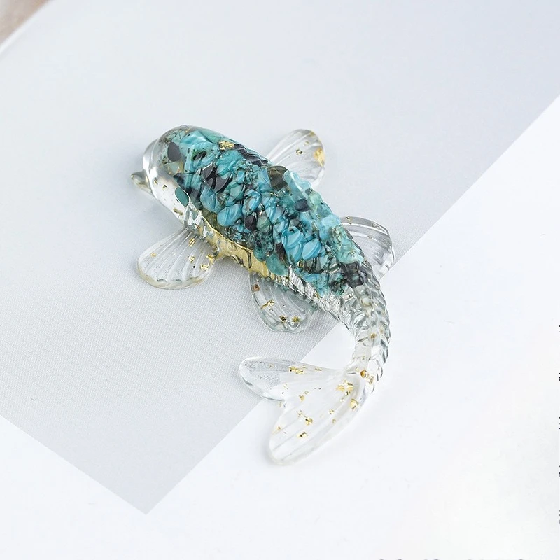 Crystal Chips Resin Fish Ornament Mini Desk Decoration Car Interior Decor Creative Gift