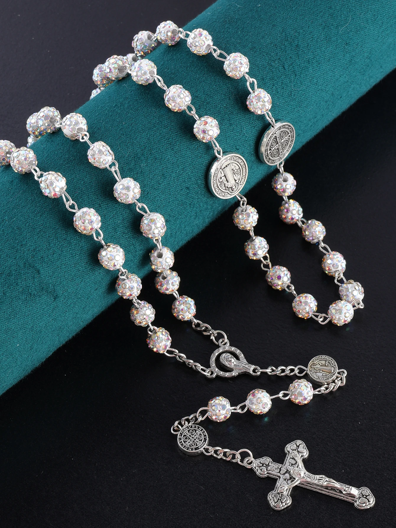 

2025 new men's and women's retro religious personality classic multi-color high-quality 8mm rosary cross necklace jewelry gift