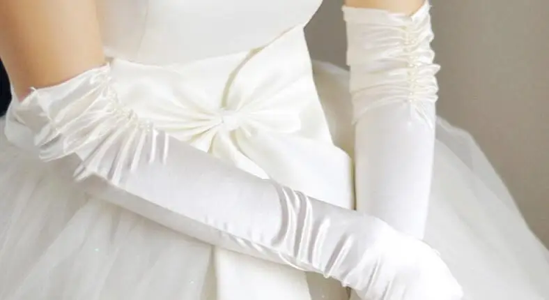 1 para Bride Bridal rękawiczki ślubne czerwony czarny biały Ivory długi zroszony Satin elegancki dla kobiet Finger gants mariage luvas de noiva