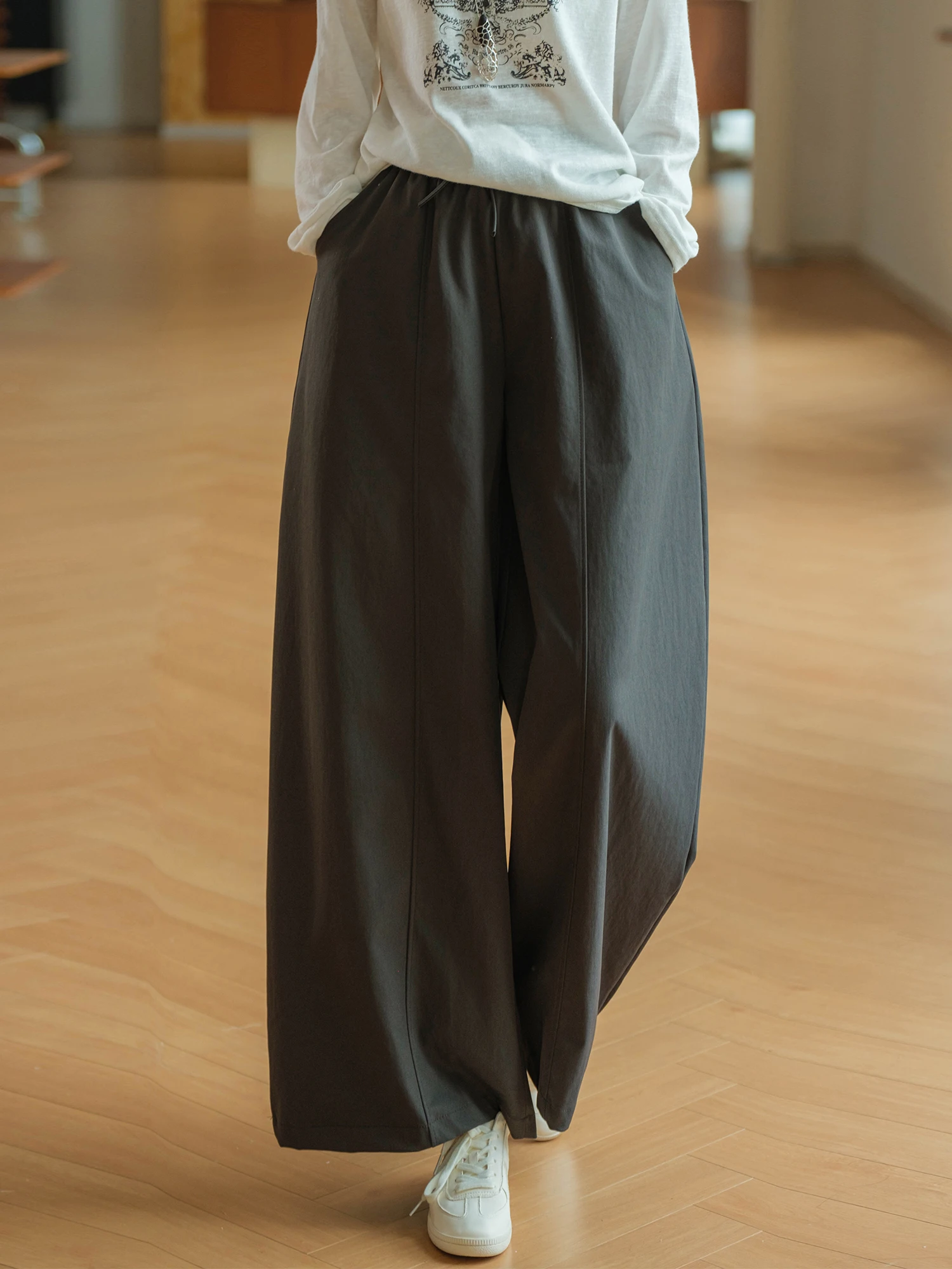 Smooth And Stiff Wide Leg Pants Women's Elastic Waist Casual Style Comfortable Breathable Polyester Fiber from China