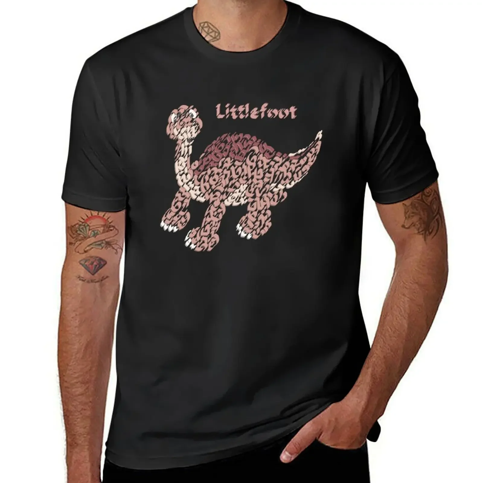 

Футболка Littlefoot с маленьким динозавром, Винтажная футболка с графическим рисунком, аниме одежда, рубашки, мужская одежда с графическим рисунком, футболки большого размера для мужчин