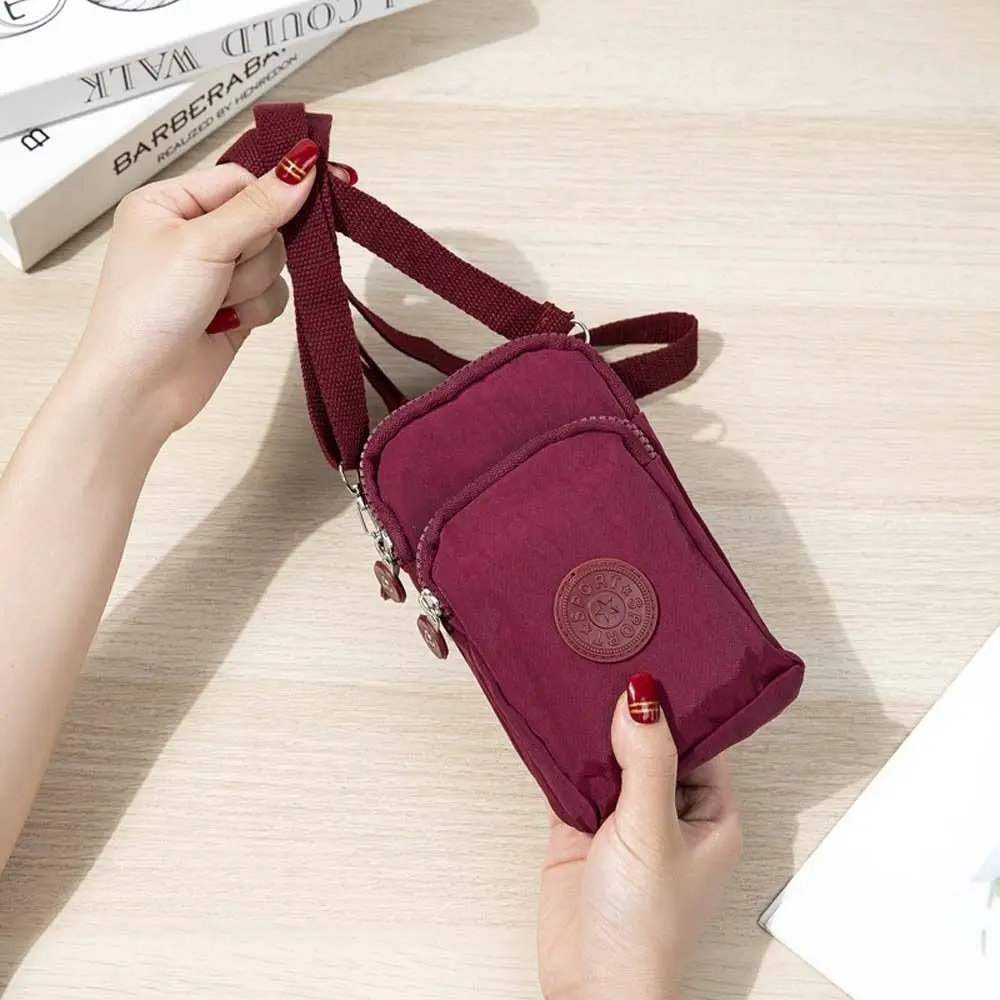 

Fashion Letter Short Nylon Coin Purse Waterproof Star Zipper Phone Bag Sports Crossbody Bag Handbag Simple Money Bag Outdoor
