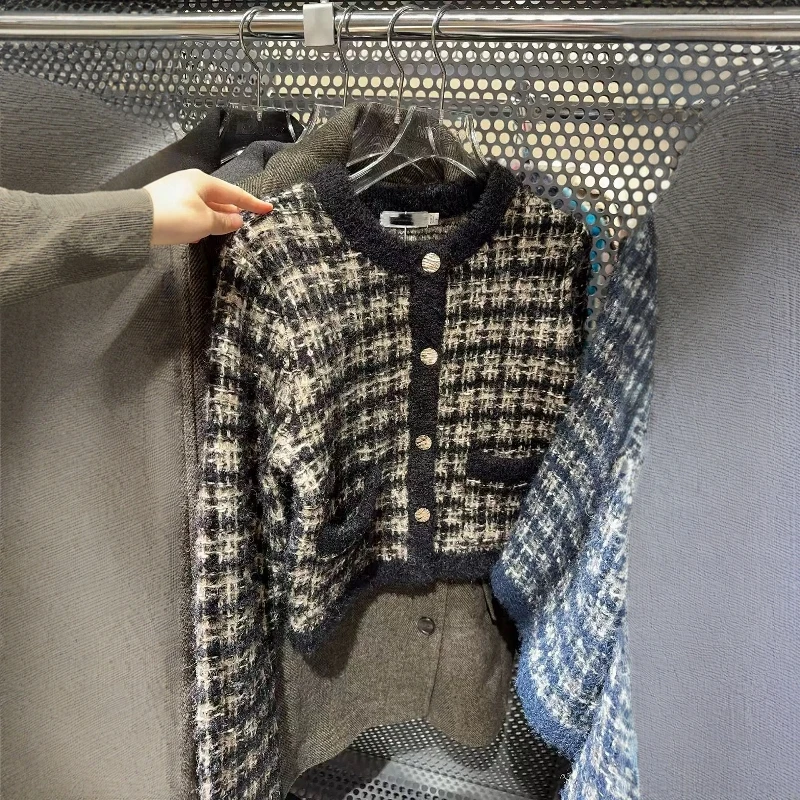 

Torowee Star Home 2025 Winter Luxury Sle Knitted Faion Outerwear Top ort Sve Long Sve Polyester Fiber Women's Coat