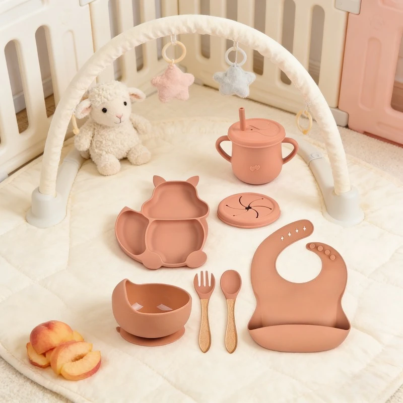 

Squirrel Silicone Tableware Baby Silicone Food Supplement Set Baby Fork and Spoon Integrated Silicone Plate Set