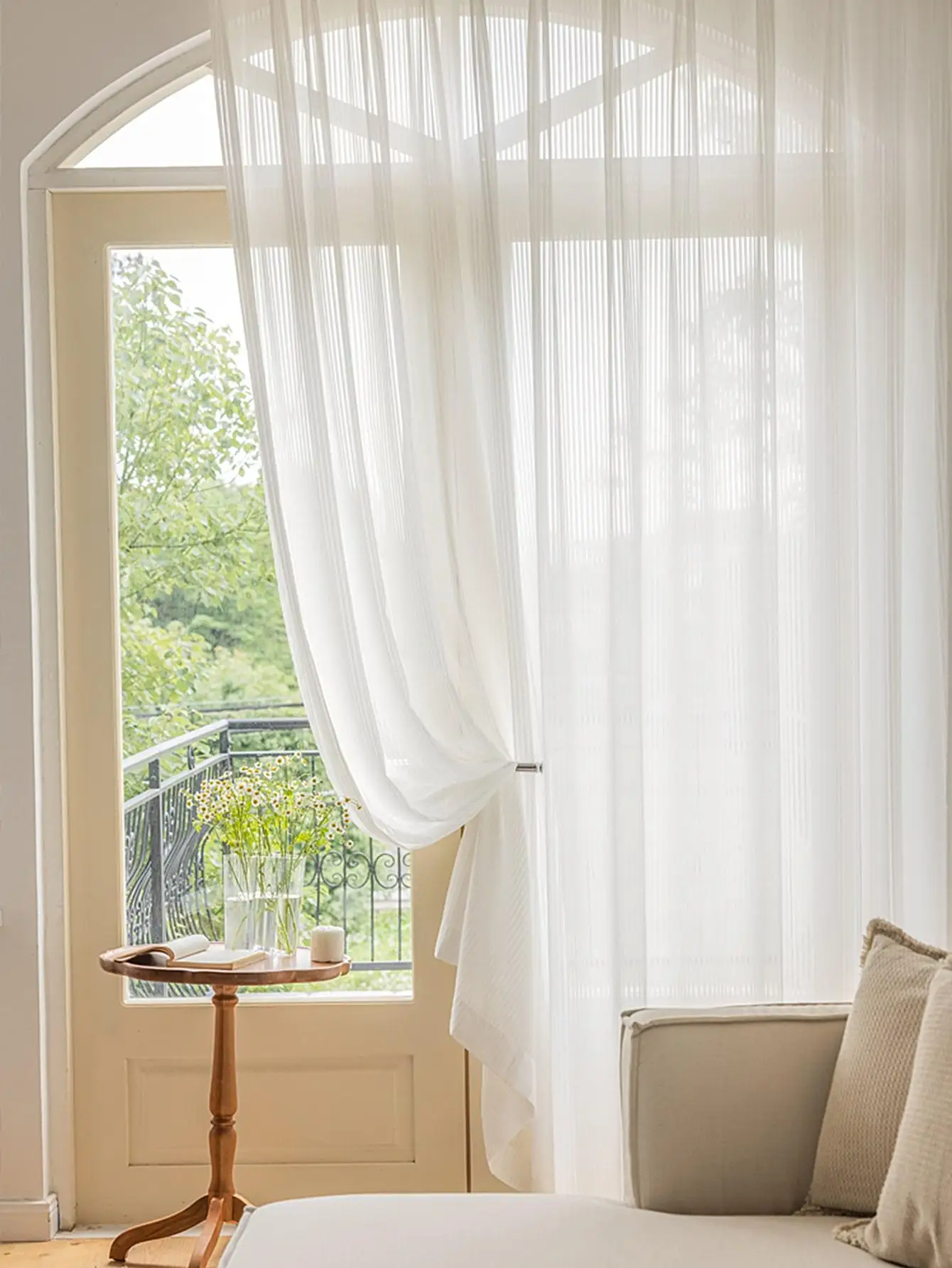 Modern Minimalist Style Vertical Striped Classic Louver Curtains Living Room Bedroom Balcony Blackout Curtains