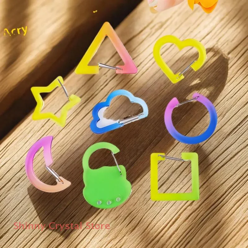 الاكريليك سلسلة مفاتيح من الكرتون سحابة شكل قلب تسلق زر حلقة تسلق حقيبة المفاتيح
