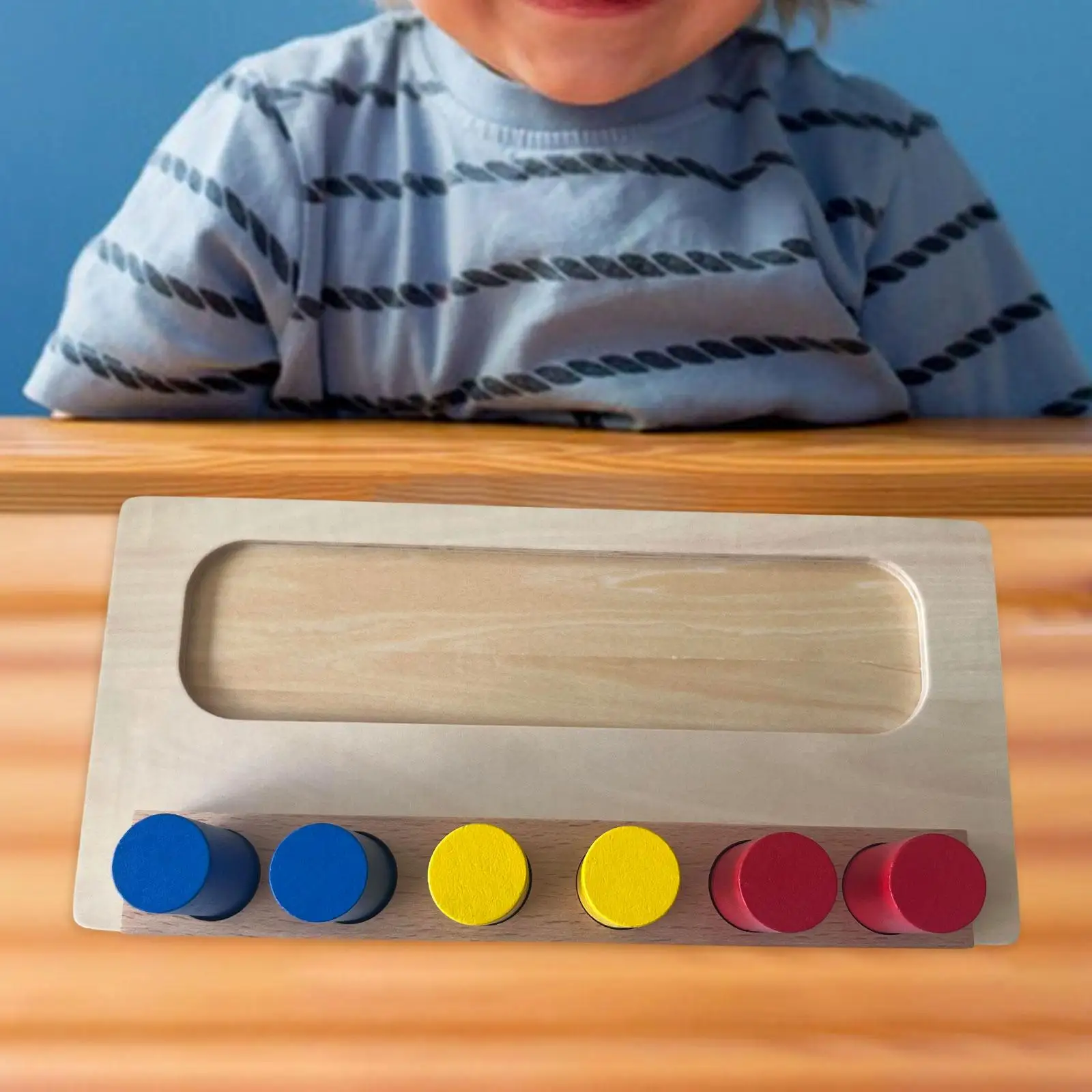 لعبة ربط خشبية للمهارات الحركية الدقيقة والتنسيق بين اليد والعين المدرسية