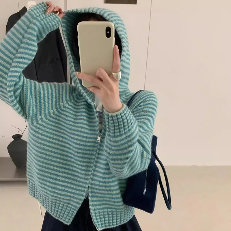 Retro Striped Zip-up Hooded Knit Cardigan Women Autumn Winter Loose Fitting Short Coat Female Korean Lazy Style Sweater Knitwear