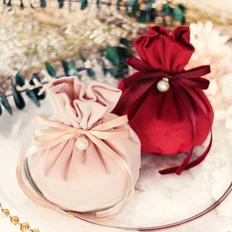 5/10pc Velvet Yarn Wedding Candy Gift Bags with Pearl Europe Chocolate Package Bag Wedding Christmas Velvet Drawstring Candy Bag