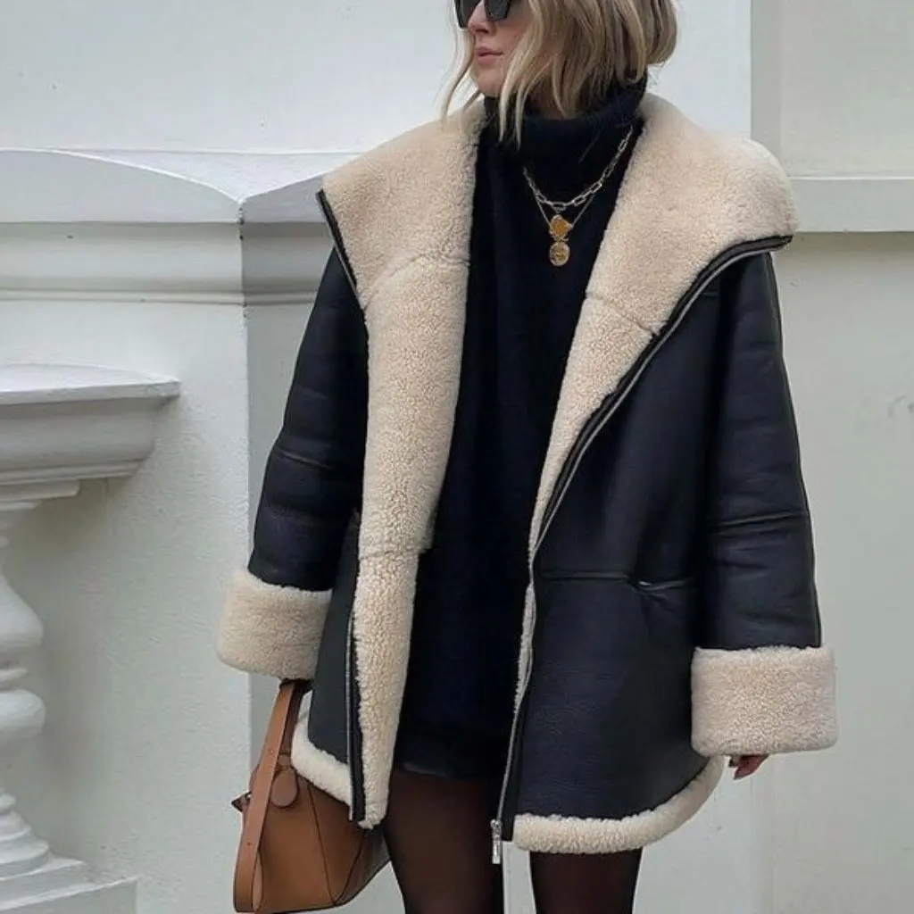 レディースファッション カシミヤレザーコート ファーカラー付き 秋冬用複合アウター スタイリッシュな欧米デザイン