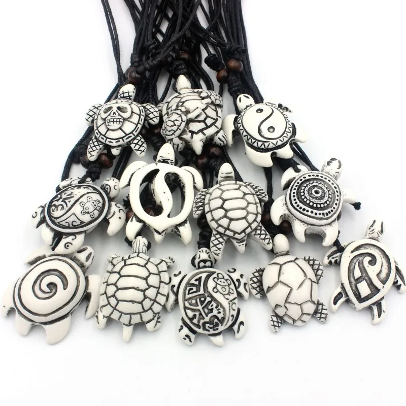 12pcs/Lot Mixed Imitation Bone Carved Sea Turtles Necklaces Hawaiian Tribal Vintage Turtle Charms Surfer Jewelry Wholesale