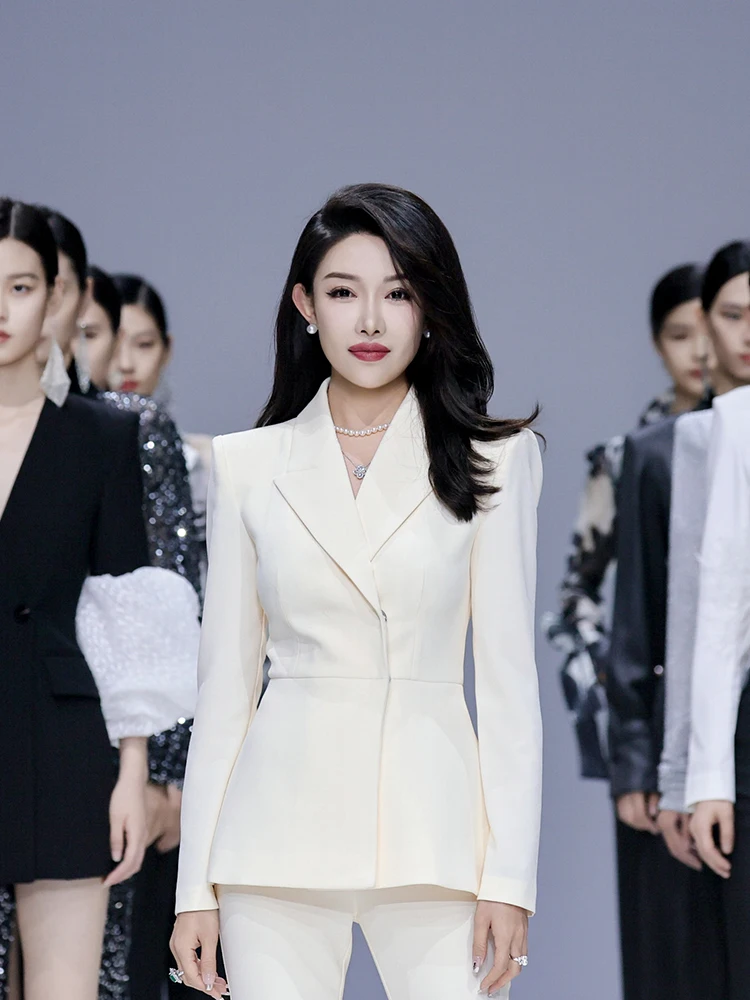 

Пальто Maggie Ma из ацетатной ткани для деловых встреч и корпоративных ужинов, белое, с длинными рукавами, на одной пуговице, для офиса и повседневной носки