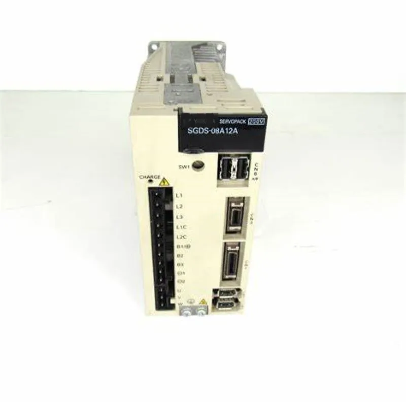 

SGDS-08A12A new Yaskawa Original Servo drive