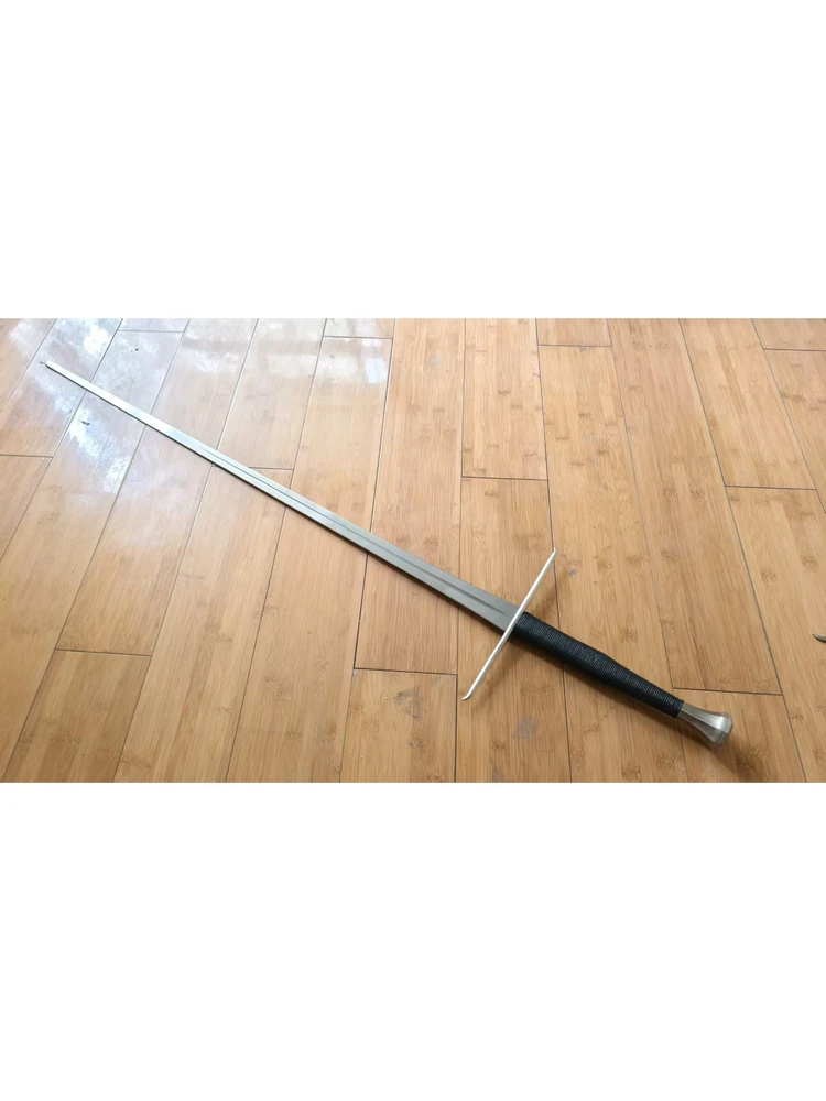 double-handed-gradually-thin-unsharpened-sword-for-fencing-training-high-performance-steel-sword-suitable-for-both-men-and-women