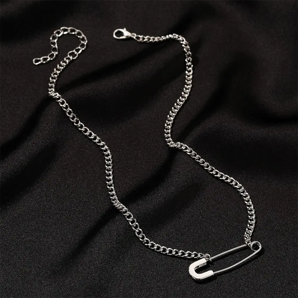 New Simple Creative Pin Gold Silver High-end Design Safety Pin Cold Wind Clavicle Chain Chain Female