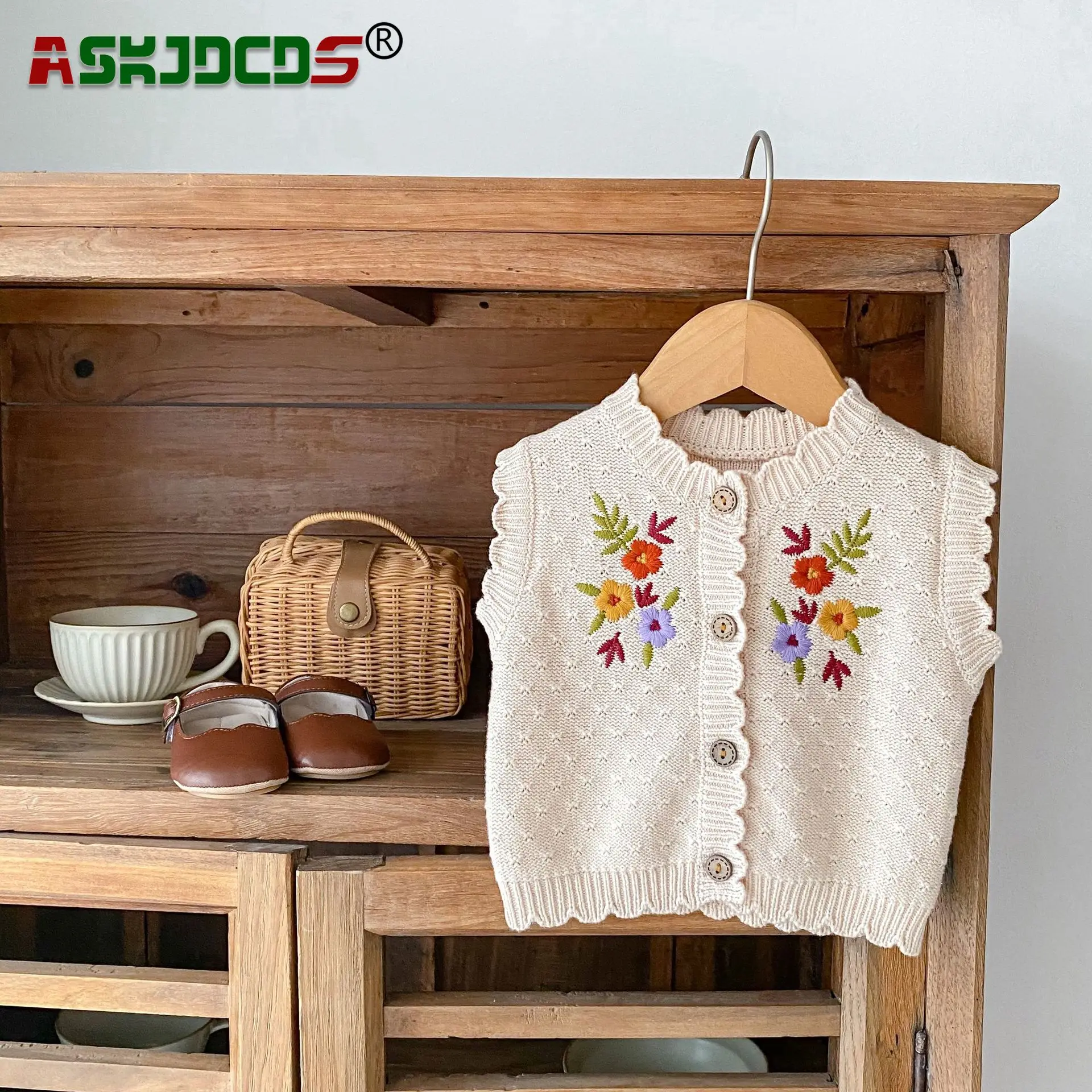 

Optimized 2023 Autumn Embroidered Sleeveless Cotton Vest Adorable Outfit for Infant Toddler Girls Kids Baby Cute Clothing (0-3Y)