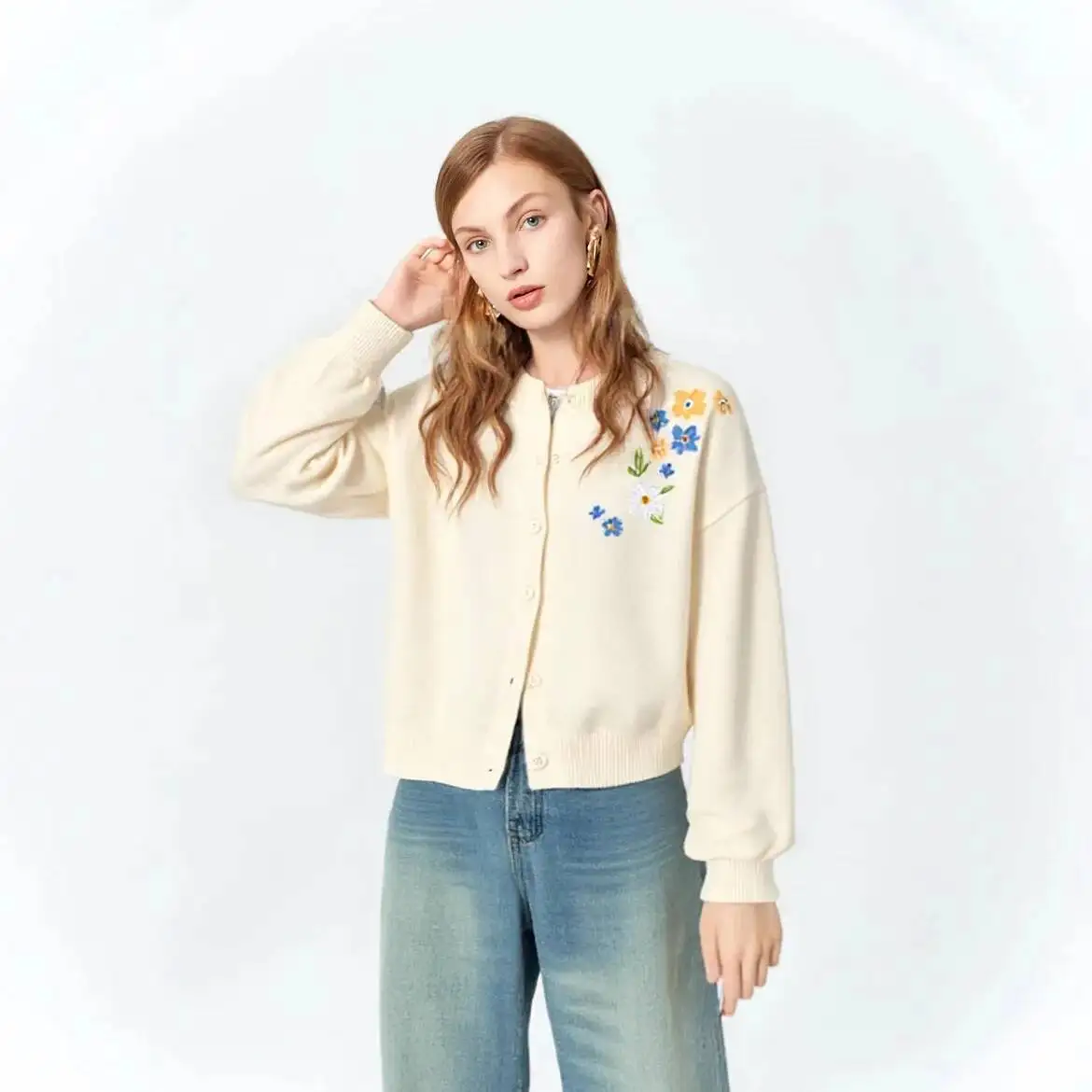 Damski kardigan 2026 wiosna nowy sweter dziergany elegancki haftowany wysokiej jakości sweter odzież wierzchnia