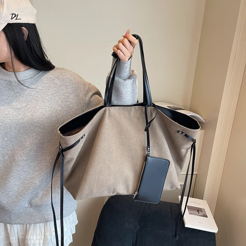 Casual Fashion Solid Canvas Large Capacity Shoulder Bags for Women 2026 New Personality Stylish Design Commute Style Tote Bags