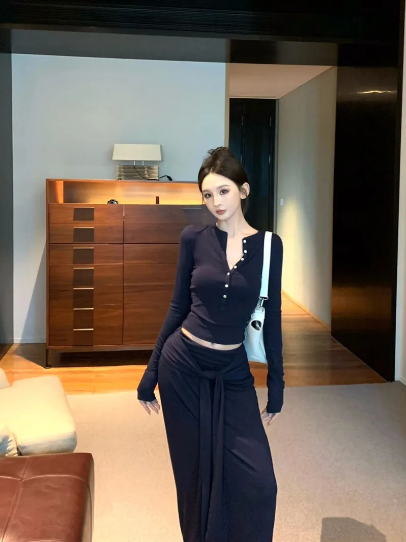 

Loose Fit Long Sleeve T-Shirt And Skirt Two Piece Set for Women in Royal Blue Casual Spring Outfit High Waist round Neck