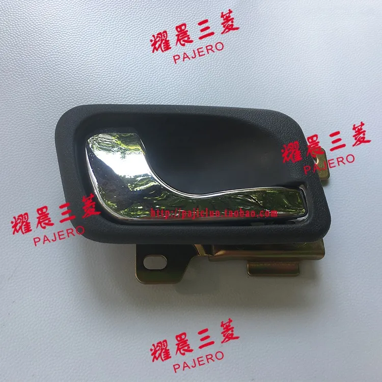 

1pc For Mitsubishi Pajero V31 V33 Inside Door Handle