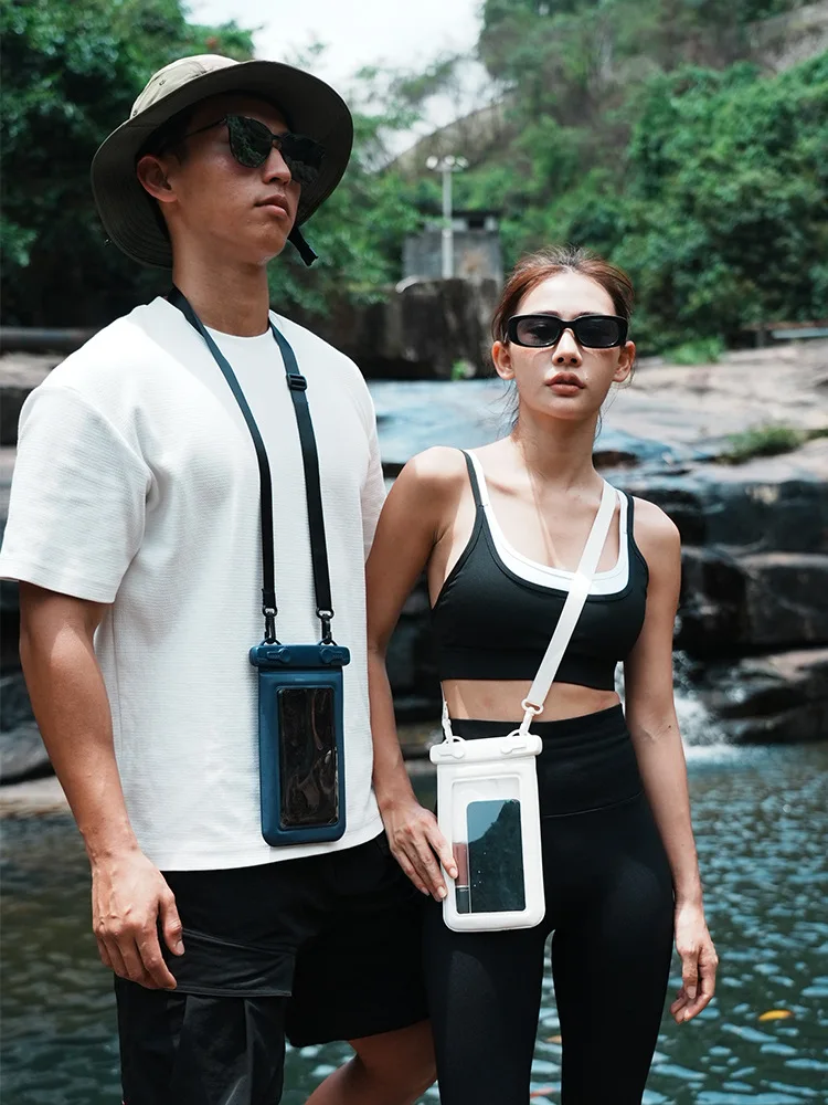 Sponge phone waterproof bag floating anti-collision large capacity phone storage case diving swimming outdoor phone drying bag
