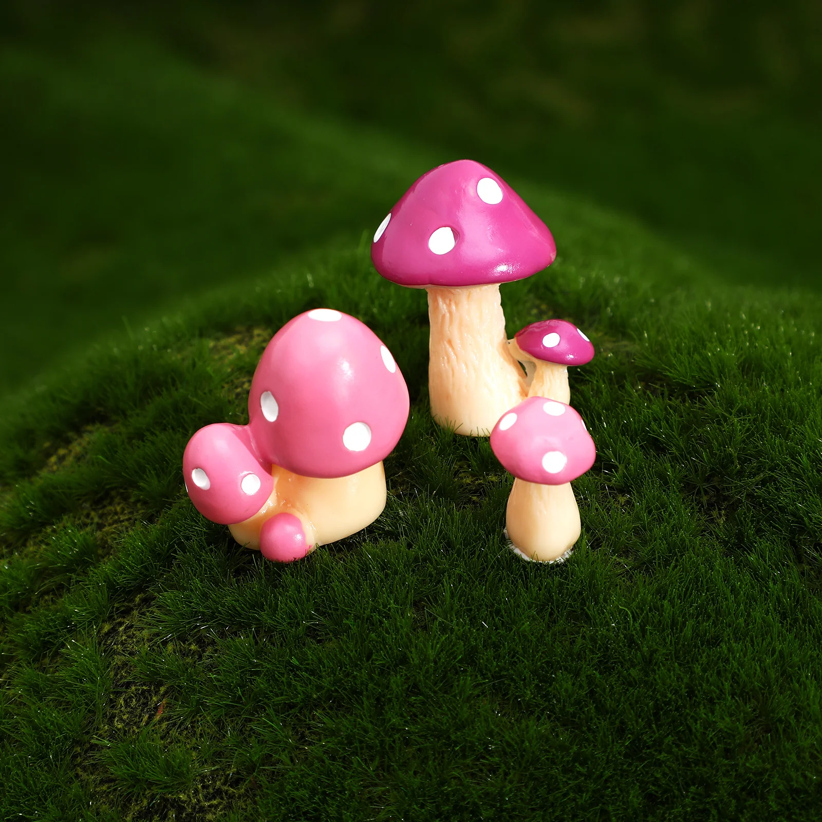 

24Pcs Mini Mushroom Gift Ornaments Resin Figurines for Fairy Garden Halloween Decoration Craft Accessories Mushroom