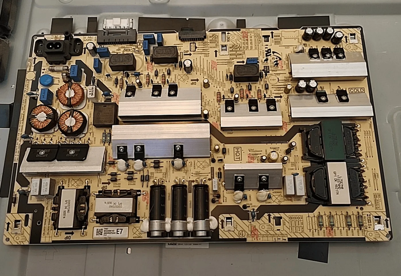 

Original Power Board BN44-00874D L75E7NR_NHS Supply for UA70KU6300 UA70KU7000R UA75NU8000 UN75NU8000 QN75Q6FNAFXZA