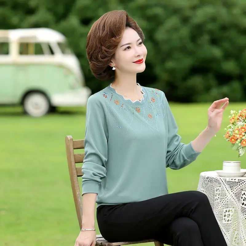 Tops Women's Clothing T-Shirts Diamonds Round Neck Generous Dignified Loose Vintage Elegant Fashion Casual Spring Autumn Thin