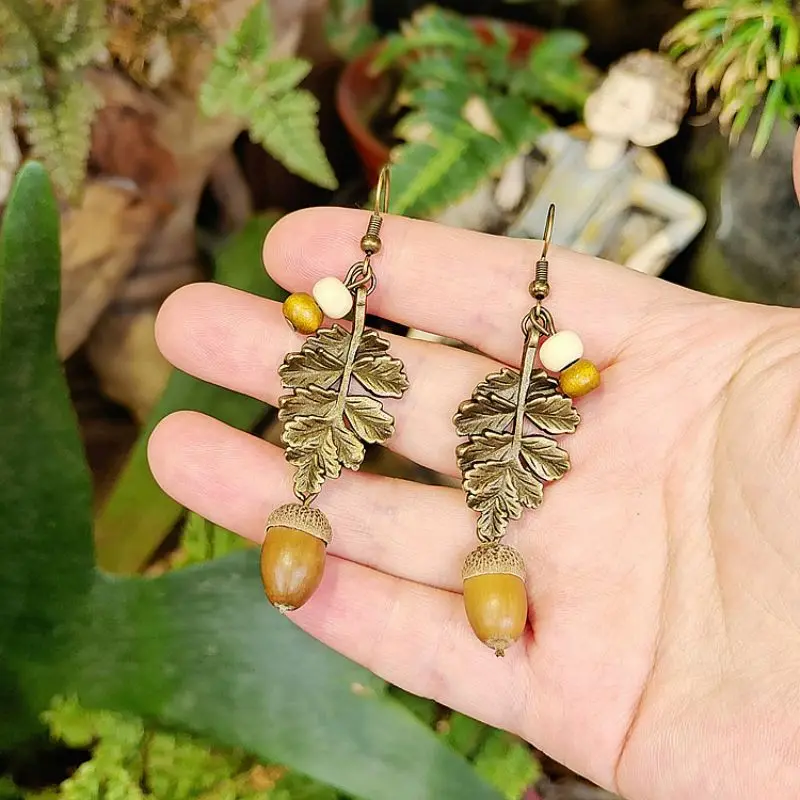 Vintage Leaves Earrings Creative Forest Style Natural Earrings Retro Dried Acorn Fruit Accessories Statement Jewelry Wholesale