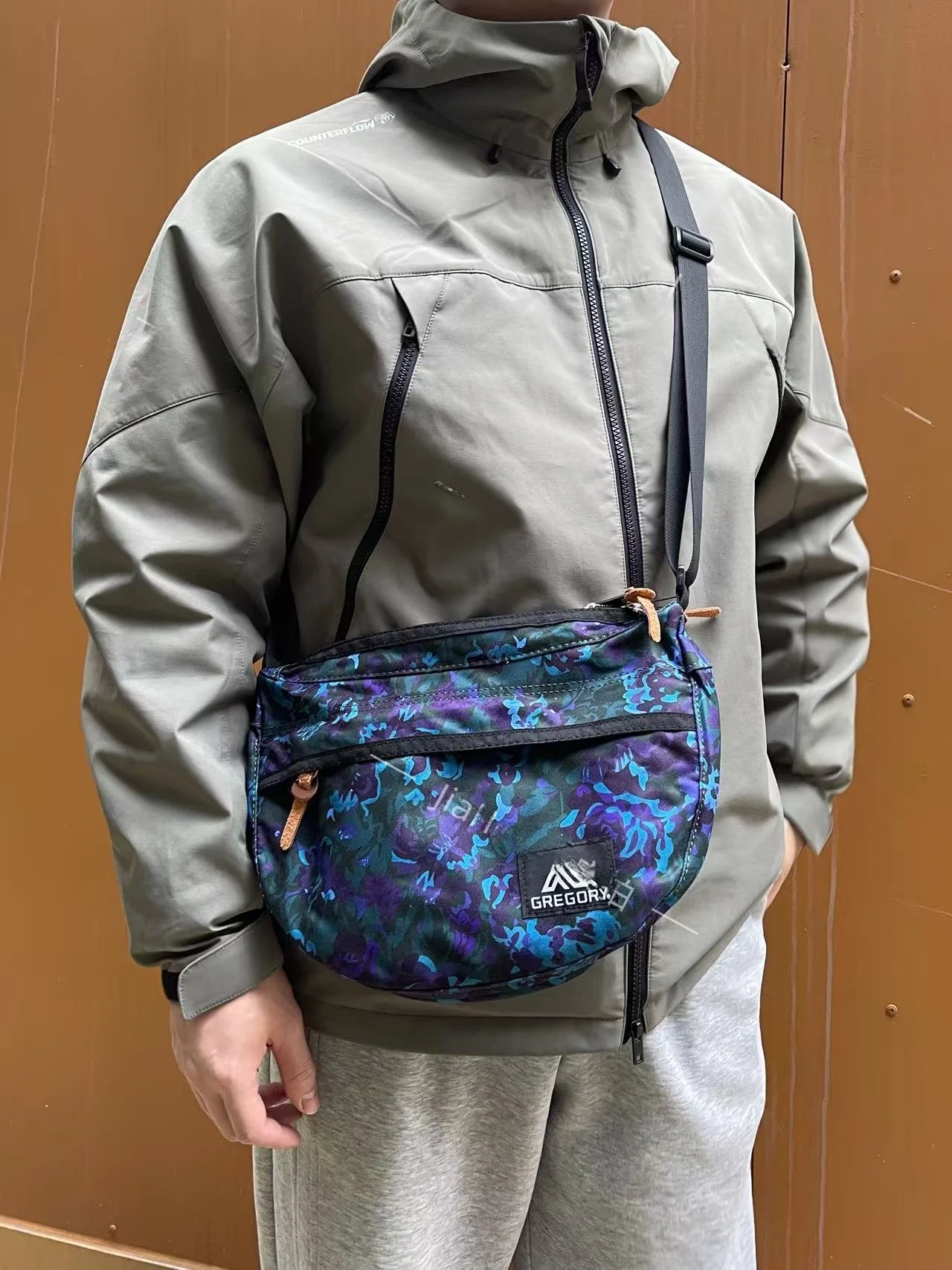 Casual Oxford Cloth Crossbody Bag Men's Outdoor Sports Travel Waterproof Portable Ultra-light Versatile Simple Leisure Bag