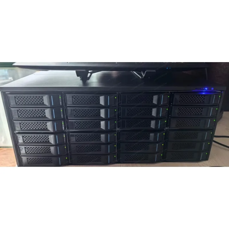 24-Bay Thunderbolt 3/4 Storage Enclosure, USB4 22Gbps High Speed RAID Expansion for 4K/8K Video Editing